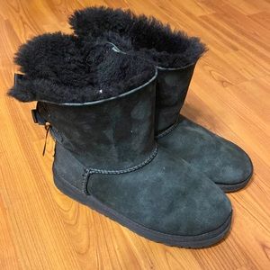 Ugg Bailey Bow II